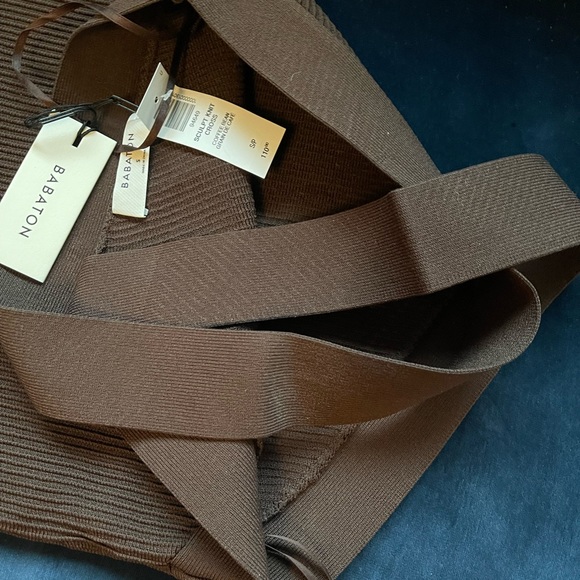 Babaton Sculpt Knit Criss Cross Dress NWT small - Picture 7 of 8